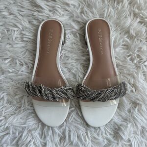 BCBGeneration Darli Flat New In Box Size 5